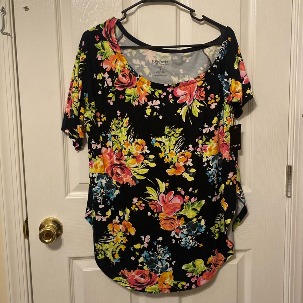 Floral Off the Shoulder shirt